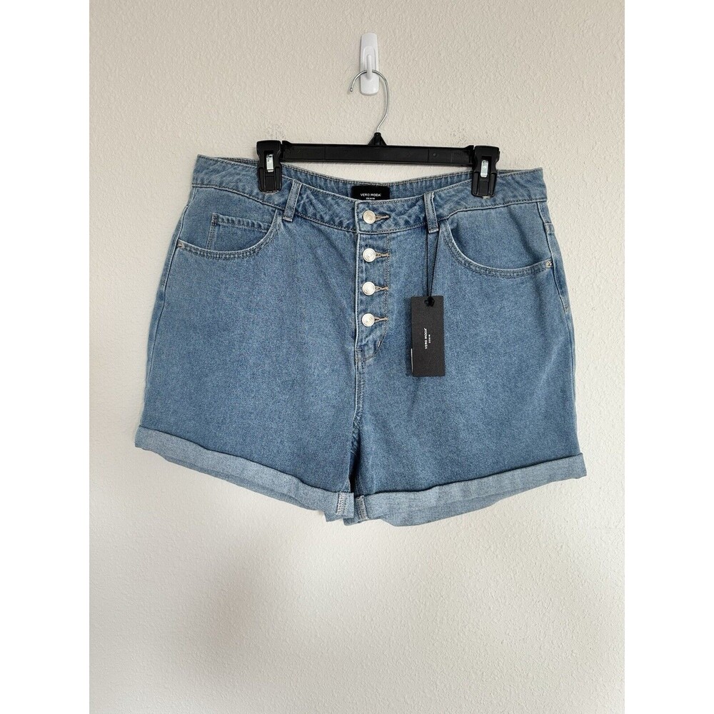 Vera Moda Lightwash 5 Button Denim Shorts Boyfriend Style High waisted Size XL